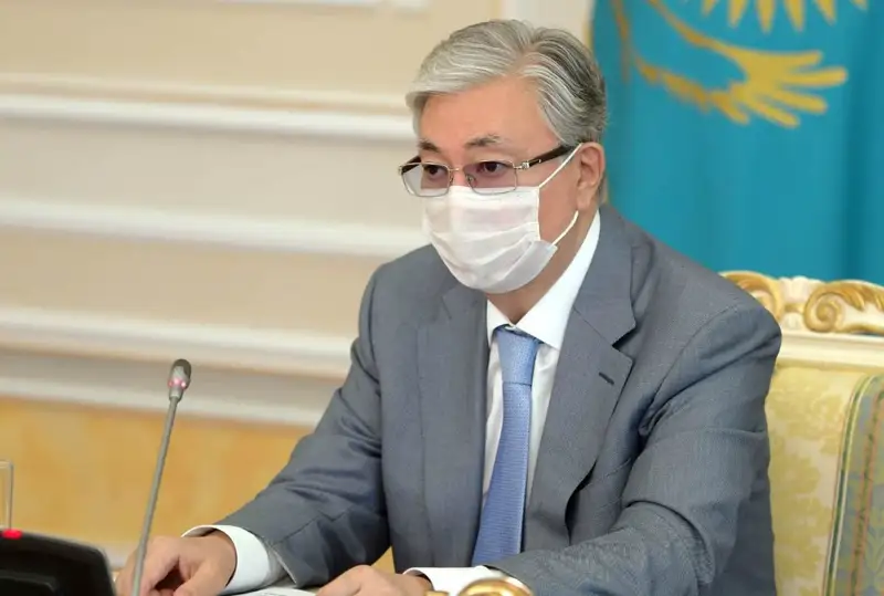Тоқаев Қалмұханбет Қасымовқа ұзақ жылғы еңбегі үшін алғыс білдірді