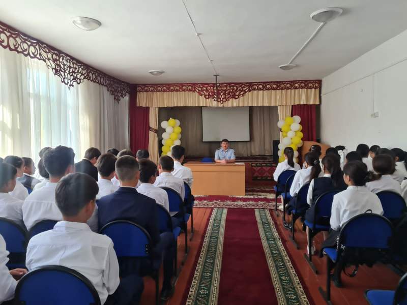 Құқықтық сауаттылық бойынша оқушыларға дәріс өтті