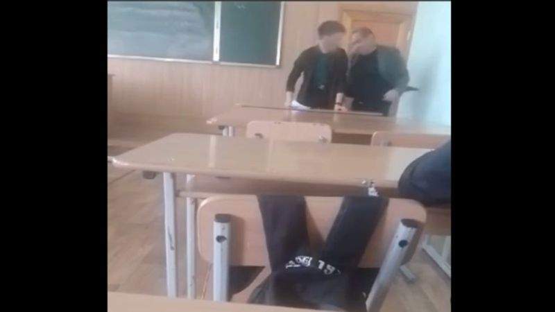 Павлодарда студентті ұрып "тәрбиелеген" колледж ұстазы жұмысынан айырылды