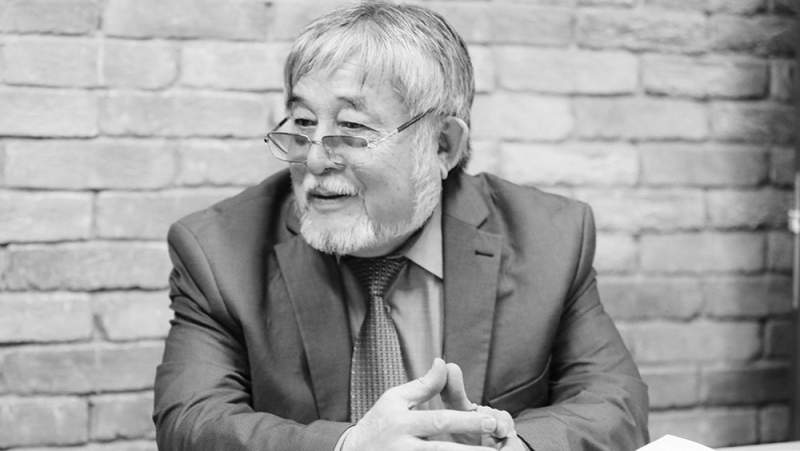 Президент Көпен Әмірбектің отбасына көңіл айтты