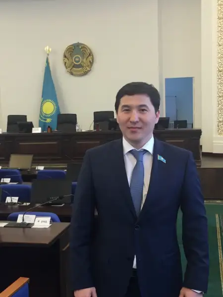 Депутат 15 тәулікке қамауға алынды