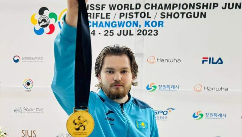 Никита Чирюкин юниорлар арасындағы нысана көздеуден әлем чемпионы атанды