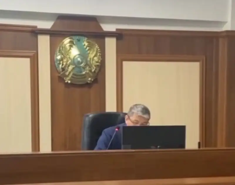Серік Күдебаевтың ісі бойынша сот залынан видео жарияланды