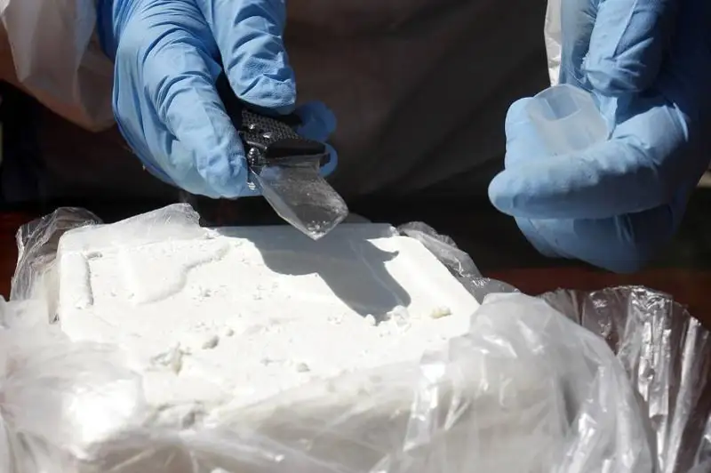 Полицейлер 12 тоннадан астам есірткі тәркілеген