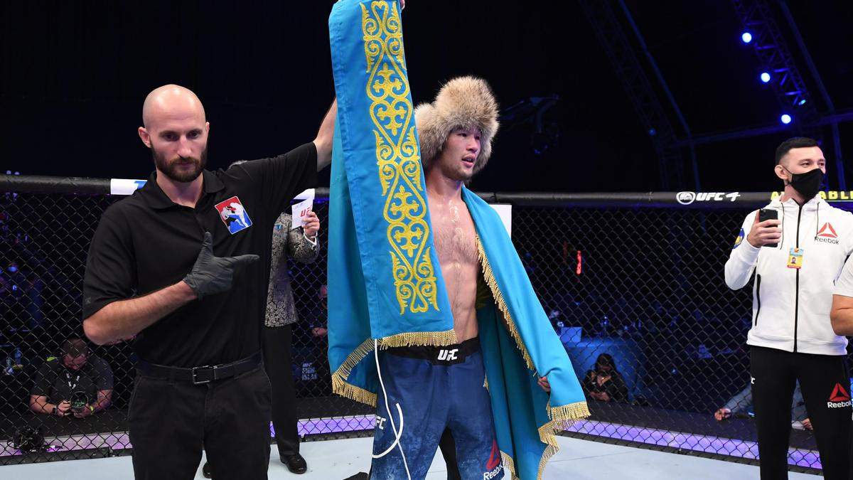 UFC Шавкат Рахмонов туралы деректі фильм түсіру үшін Қазақстанға келді 