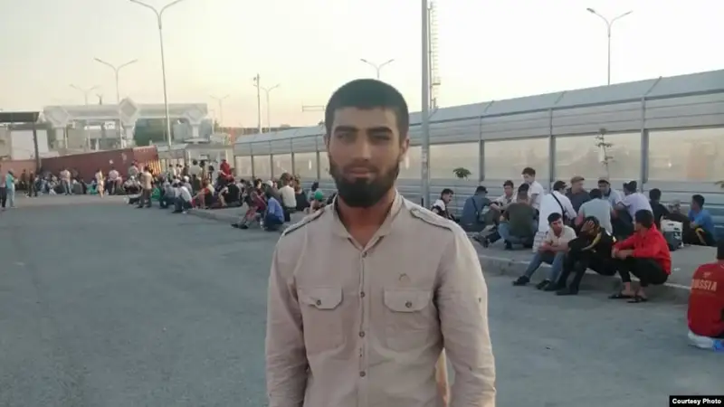 Қазақстан 50 мигрантты Тәжікстанға депортациялайды