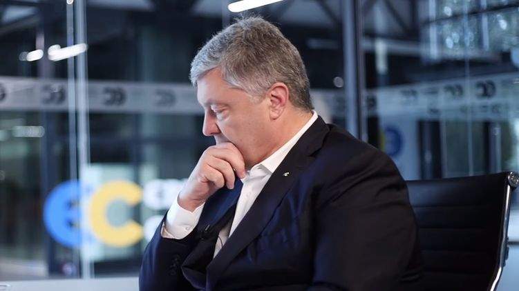 Петр Порошенко еліне қайта оралды
