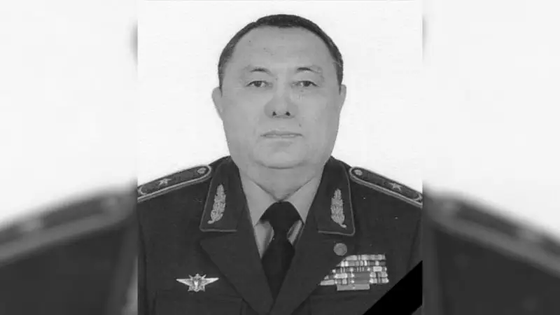 Сауат Мыңбаевтың бауыры көз жұмды