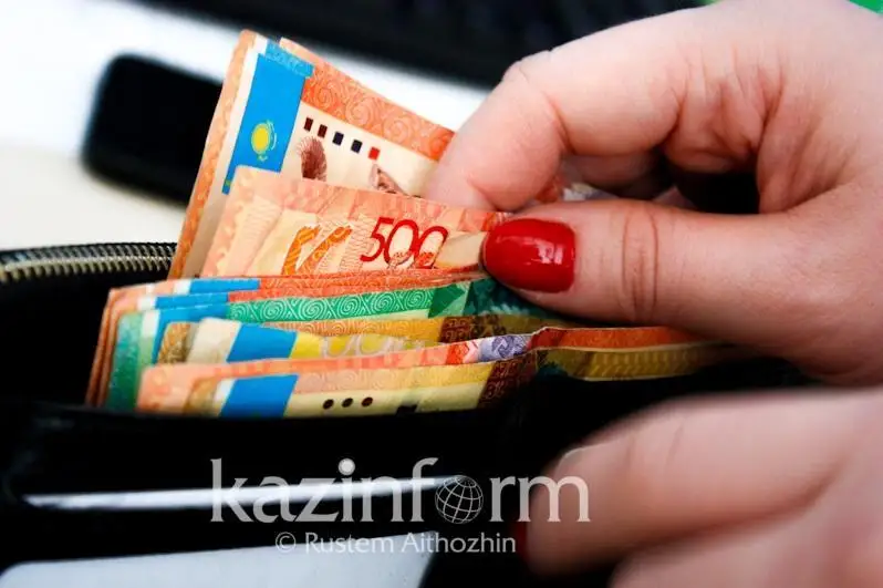 Cыбайлас жемқорлық туралы хабарлаған 3 адамға сыйақы берілді