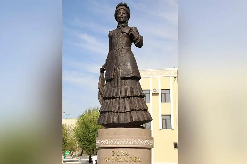 Қызылордада Роза Бағланованың ескерткіші ашылды 