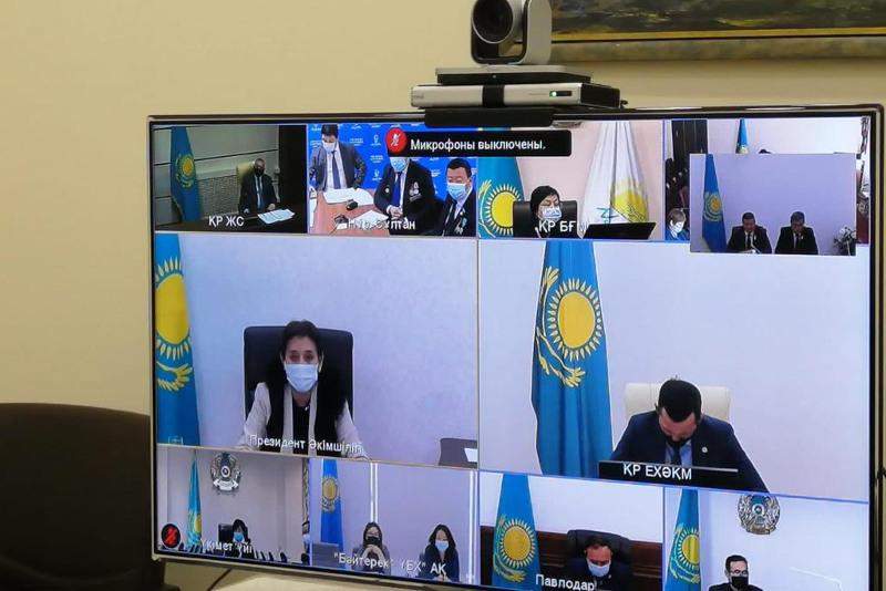 Тамара Дүйсенова Ауған соғысы ардагерлерімен кездесті