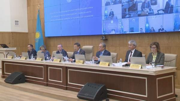 Конституцияға ұсынылған өзгерістер қабылданды 