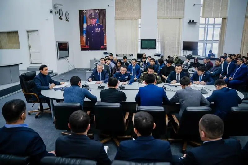 Көлгінов шұғыл жиын өткізді