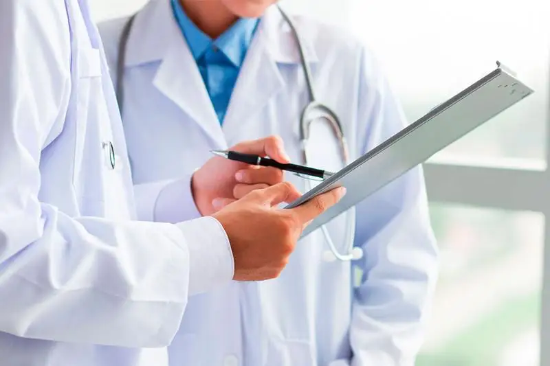 Алматыда қаңтар оқиғасы кезінде жаралыларды емдеген дәрігерлер марапатталды