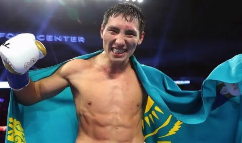 Жәнібек Канадада жұдырықтасады