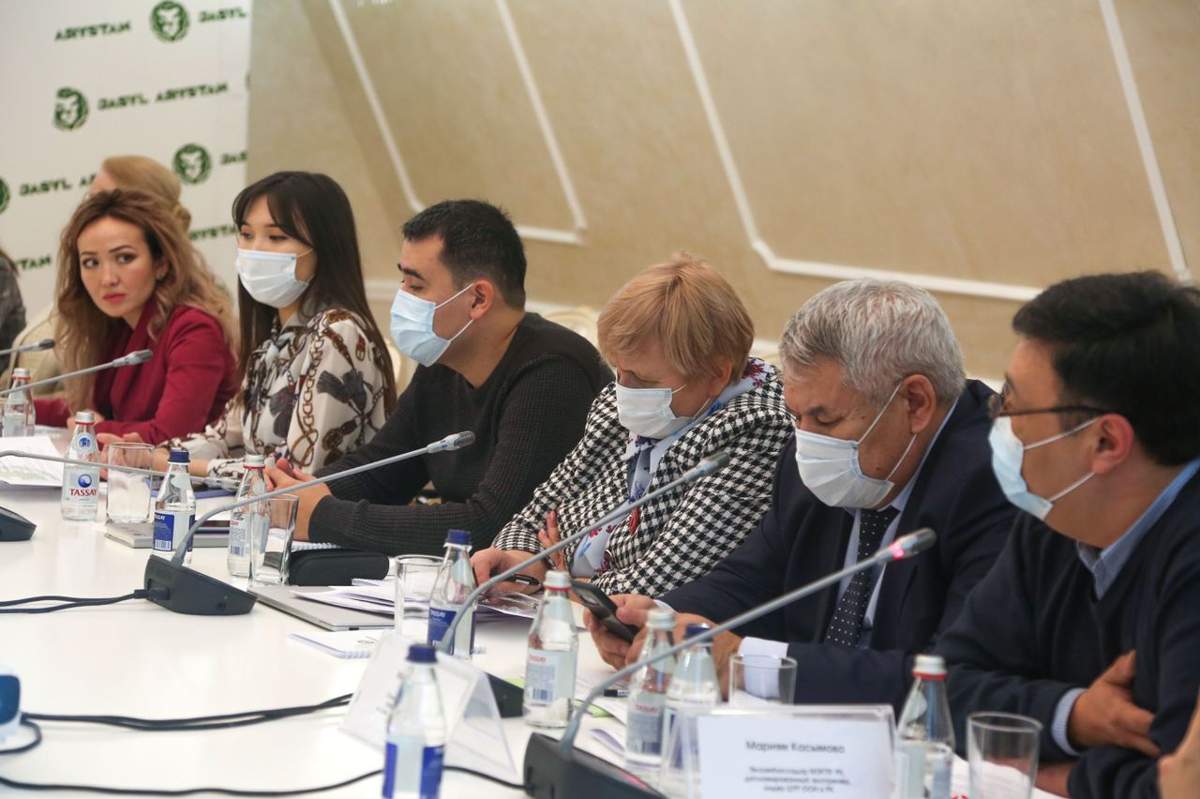 Экологтар: Қазақстанда пластика қалдықтарын қайта өңдеу туралы заң керек