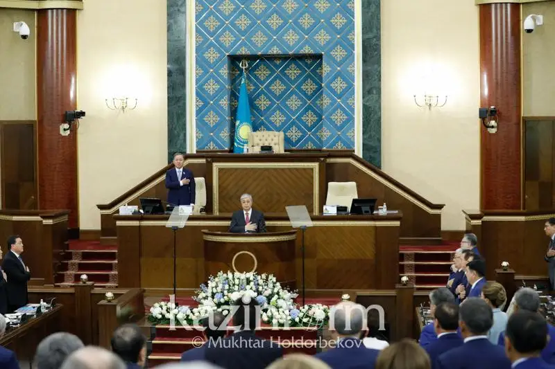 Парламент палаталарының бірлескен отырысы басталды