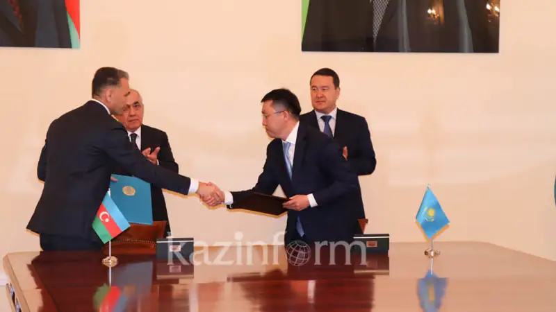 Қазақстан мен Әзербайжан Транскаспий көлік бағытын дамыту туралы меморандумдарға қол қойды