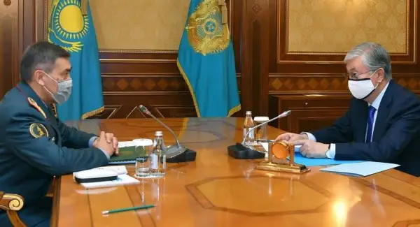 Мемлекет басшысы қорғаныс министрі Нұрлан Ермекбаевты қабылдады