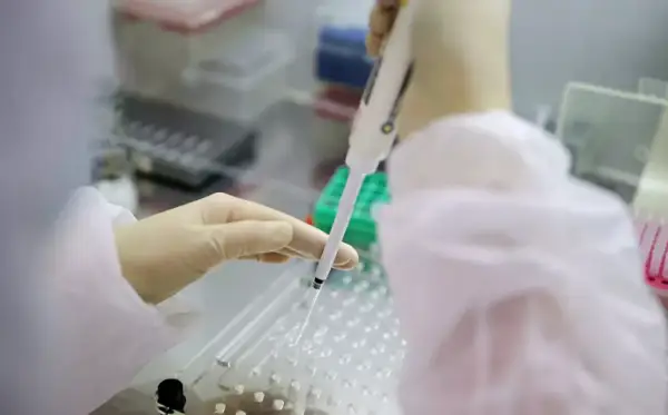 Covid-19: Жұқтырғандар саны миллионға жетіп қалды