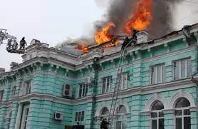 Ресейде дәрігерлер өртеніп жатқан ауруханада операция жасап шықты