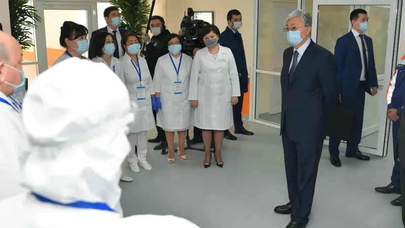 Тоқаев медицина қызметкерлеріне көмек беруге әзір