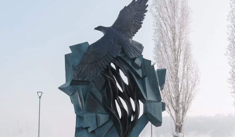 Өскеменде «Желтоқсан алауы» мүсіндік композиция бой көтерді