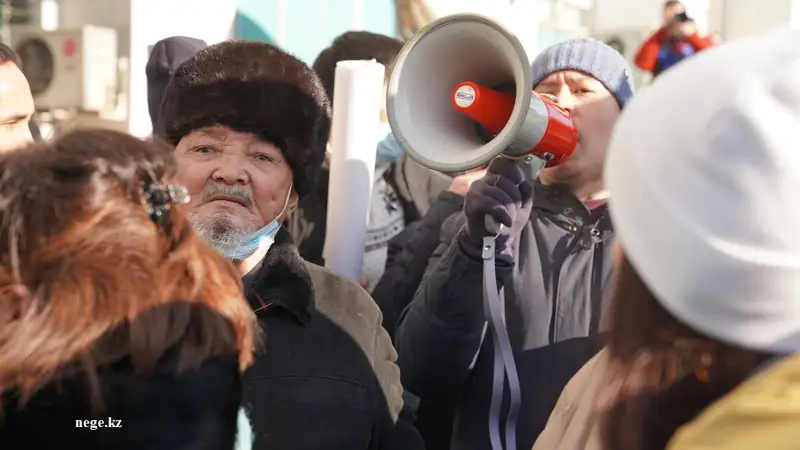 Алматыдағы митинг. Барлығы бір бейнематериалда