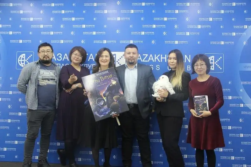 «Хәрри Поттер» кітабы қазақ тіліне аударылды