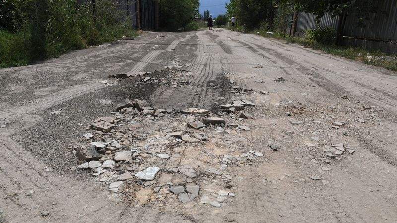Қостанай облысында қызыл судың шайып кетуіне байланысты тас жол жабылды