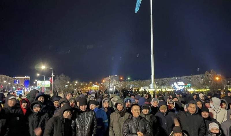 Астанада заңсыз митингті ұйымдастырушы жазаланды