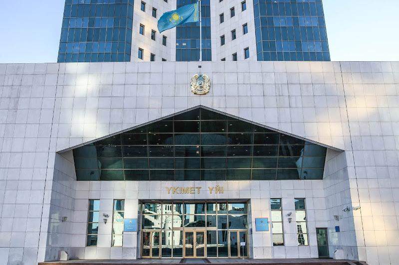 Әлихан Смайылов орынбасарлары арасында міндеттерді бөлу туралы өкімге қол қойды 
