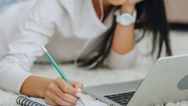 145 колледж 330 мамандық бойынша оқыту құқығынан айырылды