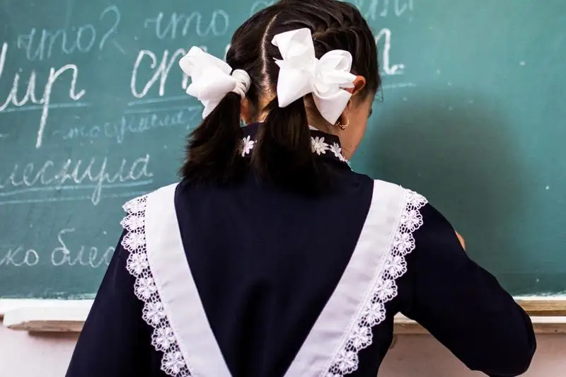 Алматы мектептері дәстүрлі оқыту форматына көшеді