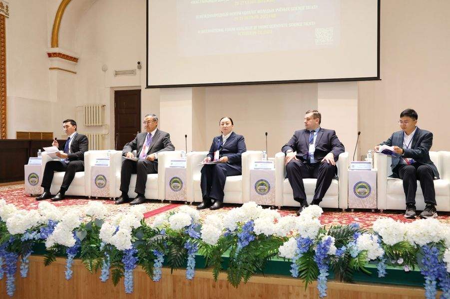 «Жас ғалымдардың диалогы: Science Talks» III халықаралық форумы өтті
