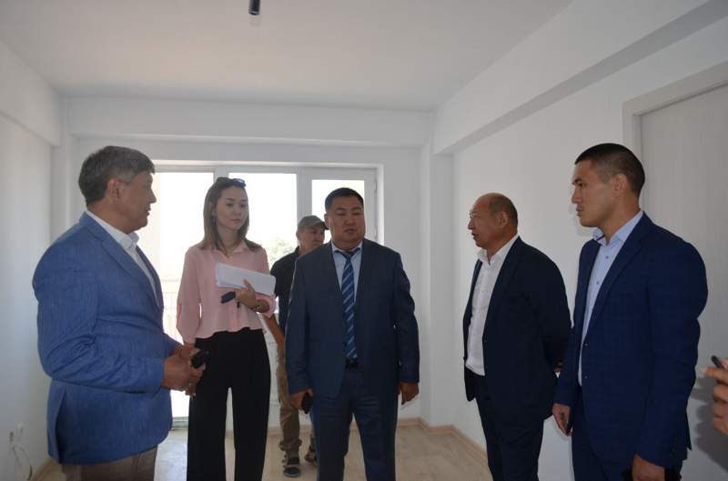 Мәжіліс депутаттары өңірлердегі сайлаушылармен кездесуін жалғастыруда