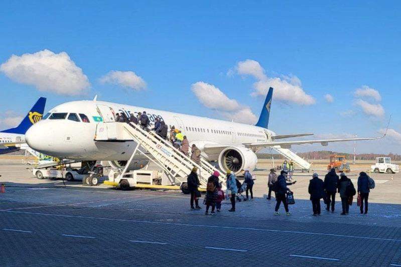 Қазақстандықтар мінген алтыншы рейс Польшадан елге ұшты 