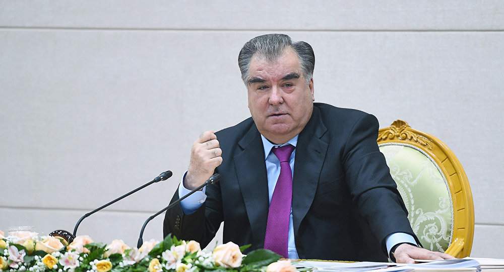 Эмомали Рахмон денсаулық сақтау министрін қызметінен босатты
