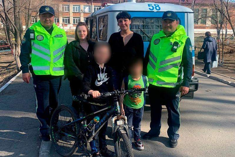 Өскеменде із-түзсіз кеткен 7 жасар бала табылды