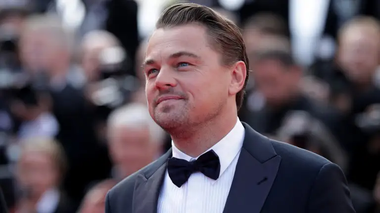 23 жасар модель Леонардо Ди Каприоден жүкті болып қалыпты