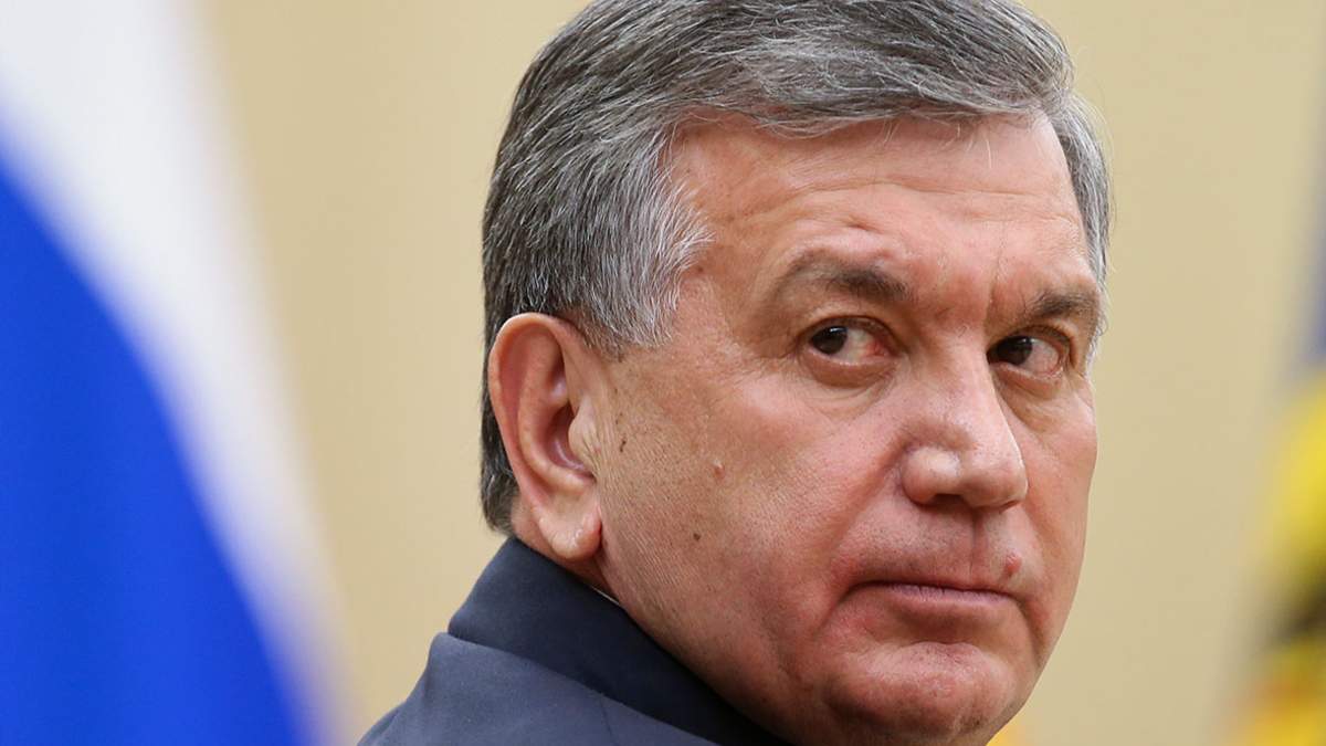 «Әлемді кезген елес» Мирзиёевтің билігін ұзартқалы жатыр