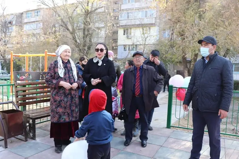 41 үйдің ауласы абаттандырылды 