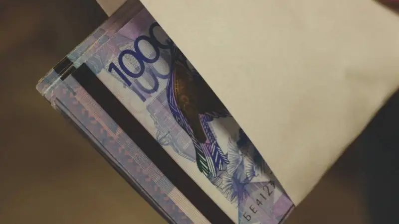 Пара алған шендіге 2,5 млн теңге айыппұл салынды
