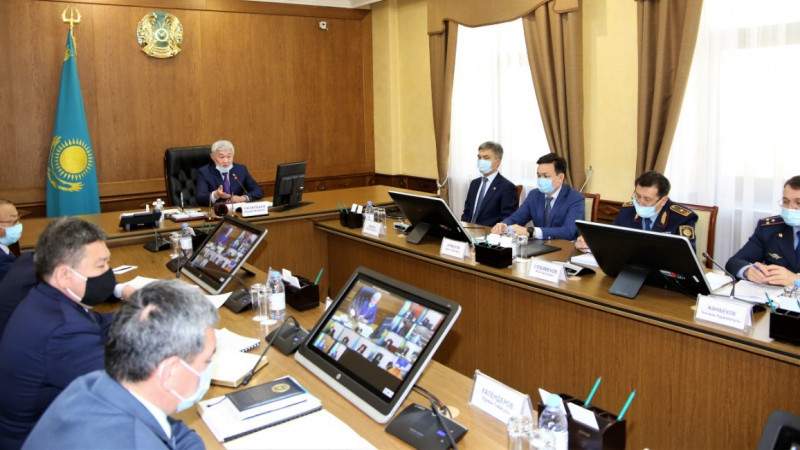 Сапарбаев сөгіс жариялады