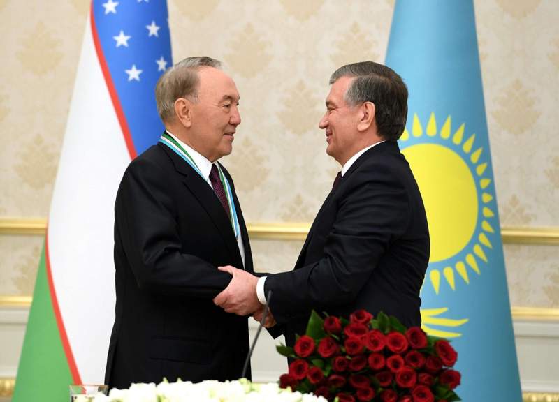 Өзбекстан президенті Назарбаевтың денсаулығына алаңдаушылық білдірді 