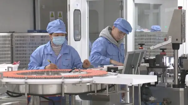 ДДСҰ: Вакцинаны бай елдер көптеп алып жатыр 