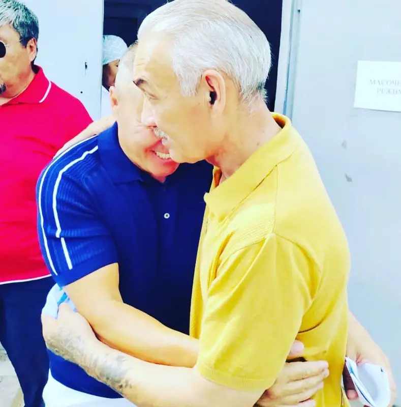 Бақытбек Есентаев Instagram-ға тіркелді