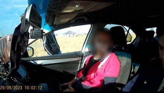 БҚО-да Беларусь азаматы полиция қызметкерлеріне «пару беру» кезінде ұсталды
