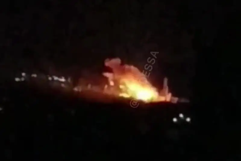 Мұнай өңдеу зауытында жарылыс болды