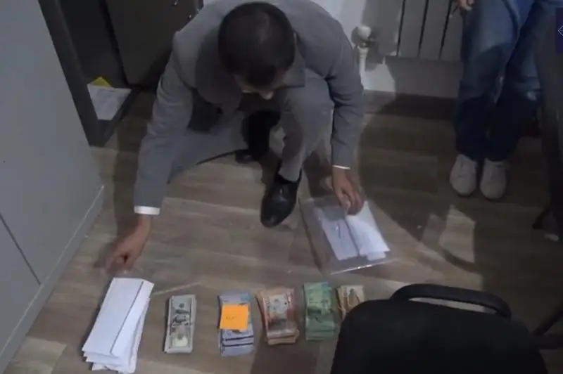 Атырауда серіктестік директоры 1 миллиардтан астам теңгені шетелге заңсыз шығарғаны үшін сотталды 